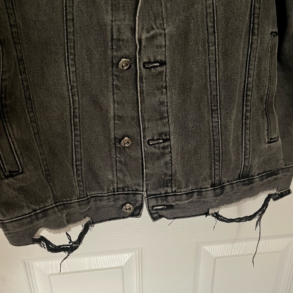 SHEIN Charcoal Gray Oversized Denim Jacket – Size S - Picture 3 of 7